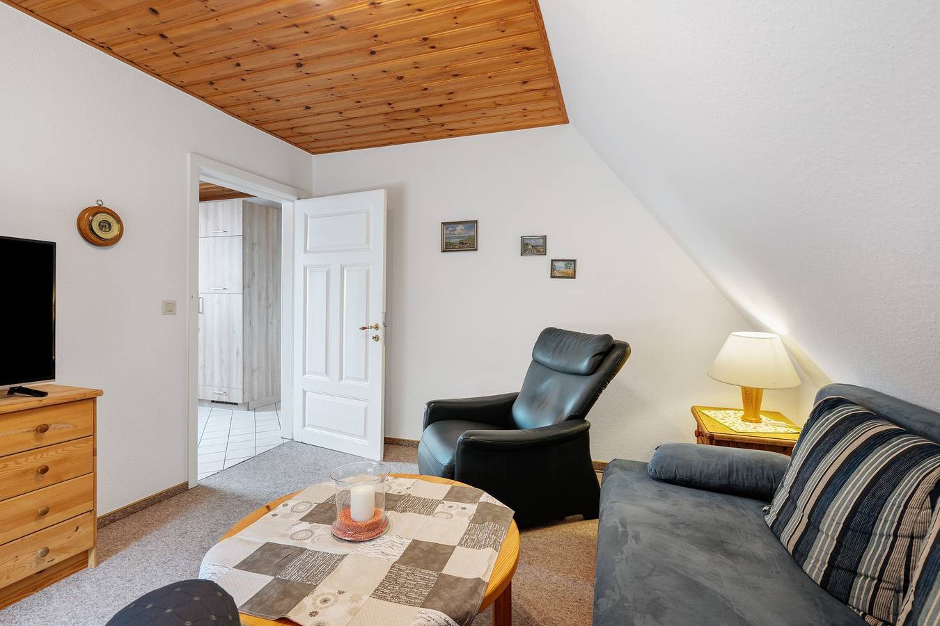Ganze Wohnung, Ferienwohnung Bi-anne-to-huus" mit privater Terrasse, privatem Garten und Wlan in Bordelum, Nordseeküste