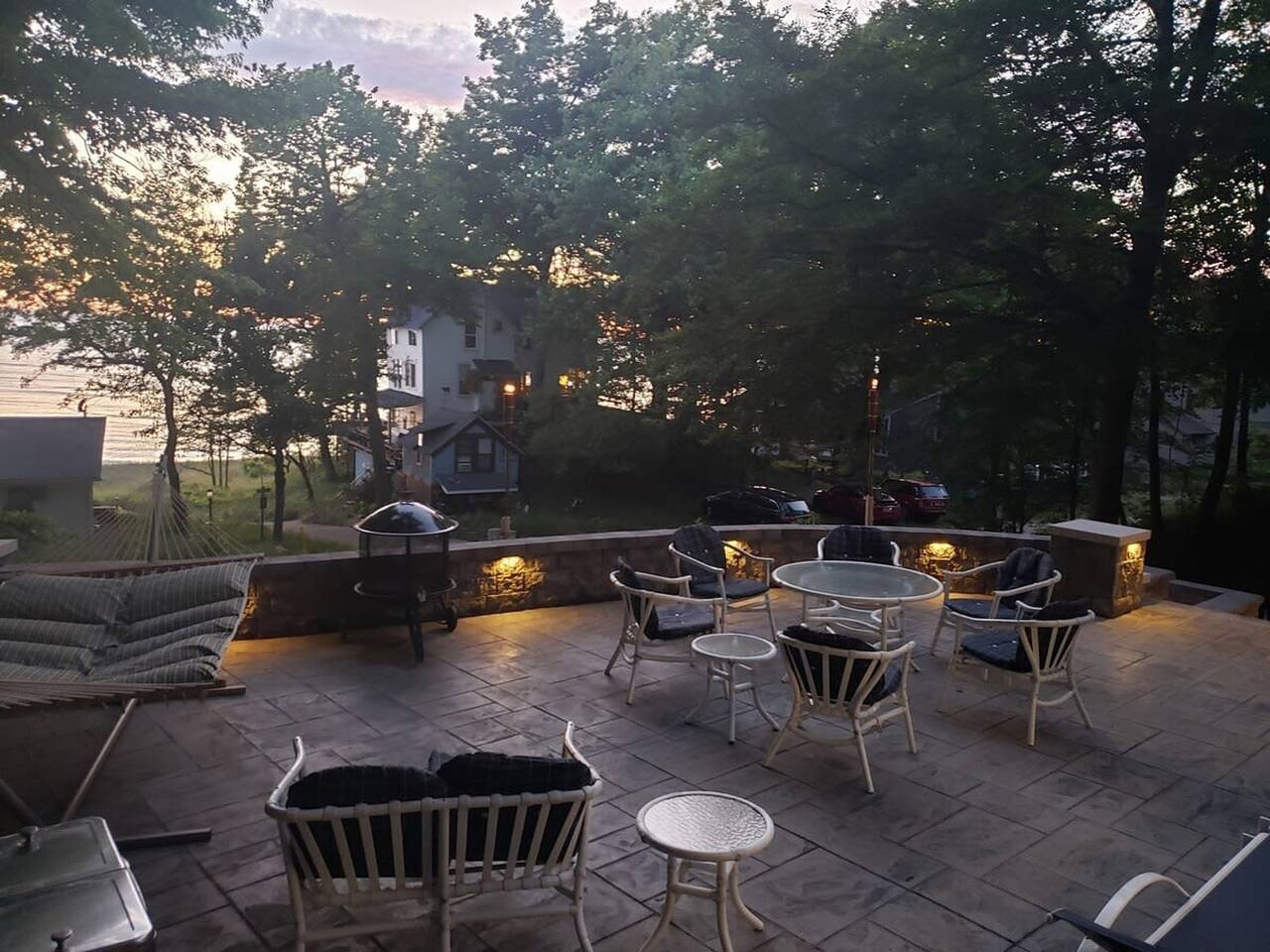 Beach View Cottage - On the Lake in Macatawa, Allegan County