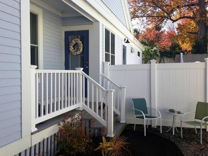 Vacation rental for 4 people, with yard and hot tub as well as pool in Wells (Maine)