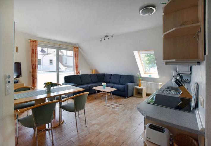 Ferienwohnung für 4 Personen, mit Balkon in Prerow - 2