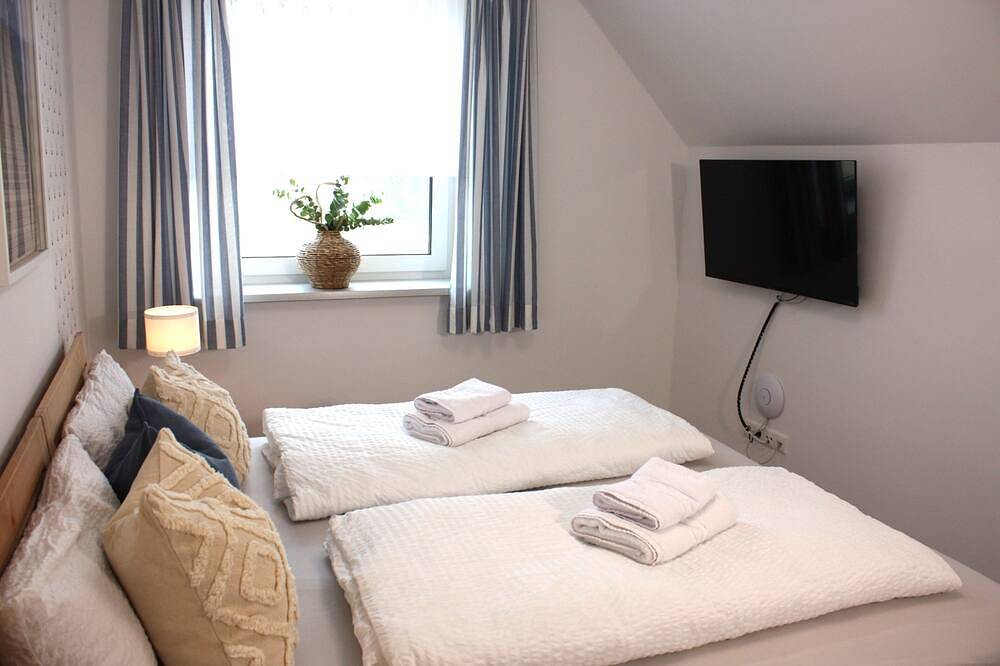 Doppelhaus - 4 Schlafzimmer für Familien & Freunde in Jesendorf, Nordwestmecklenburg (Wismar und Umgebung)