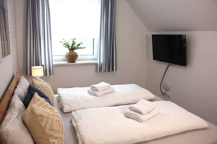 Doppelhaus - 4 Schlafzimmer für Familien & Freunde in Jesendorf, Nordwestmecklenburg (Wismar und Umgebung)
