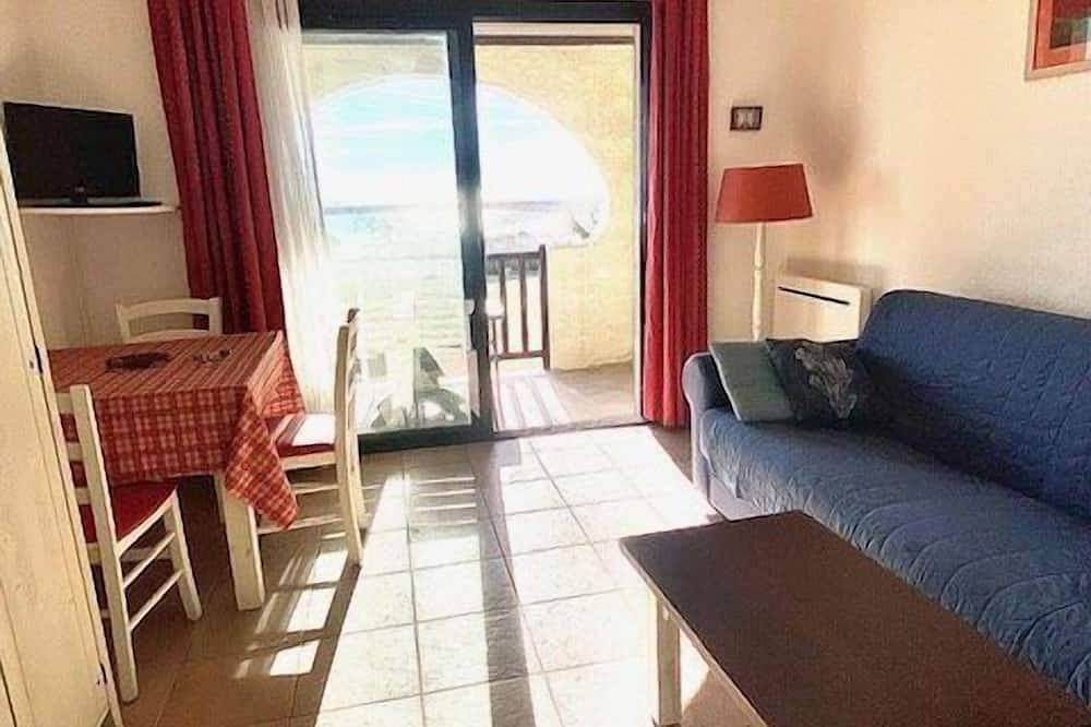 Appartement entier, Appartement vue mer, terrasse, place de parking privée, proximité des commerces in Saintes-Maries-de-la-Mer, Côte méditerranéenne (France)