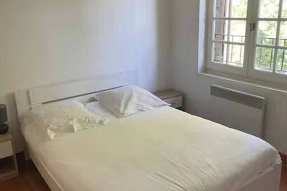 Hameau du Dropt - Périgord - sleeps 6 to 33 in Plaisance, Périgord Pourpre