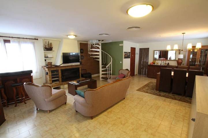 Chalet für 11 Personen, mit Garten und Whirlpool an der Costa Dorada - 3