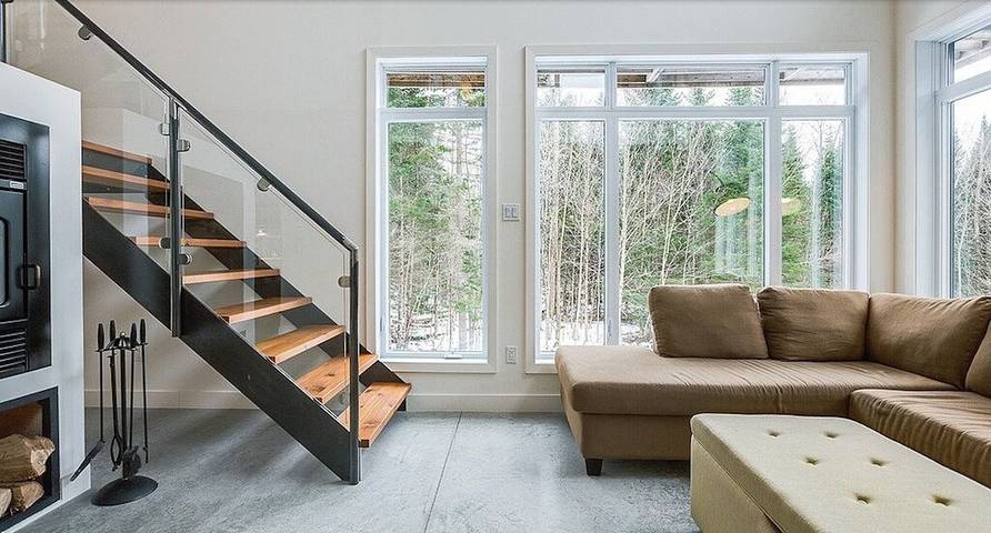 Cottage for 8 people, with terrace and garden in Quebec