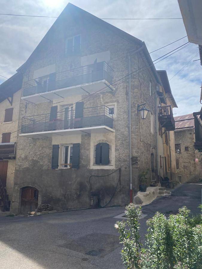 Location de vacances pour 8 personnes, avec balcon et vue, animaux acceptés à Beauvezer - 2