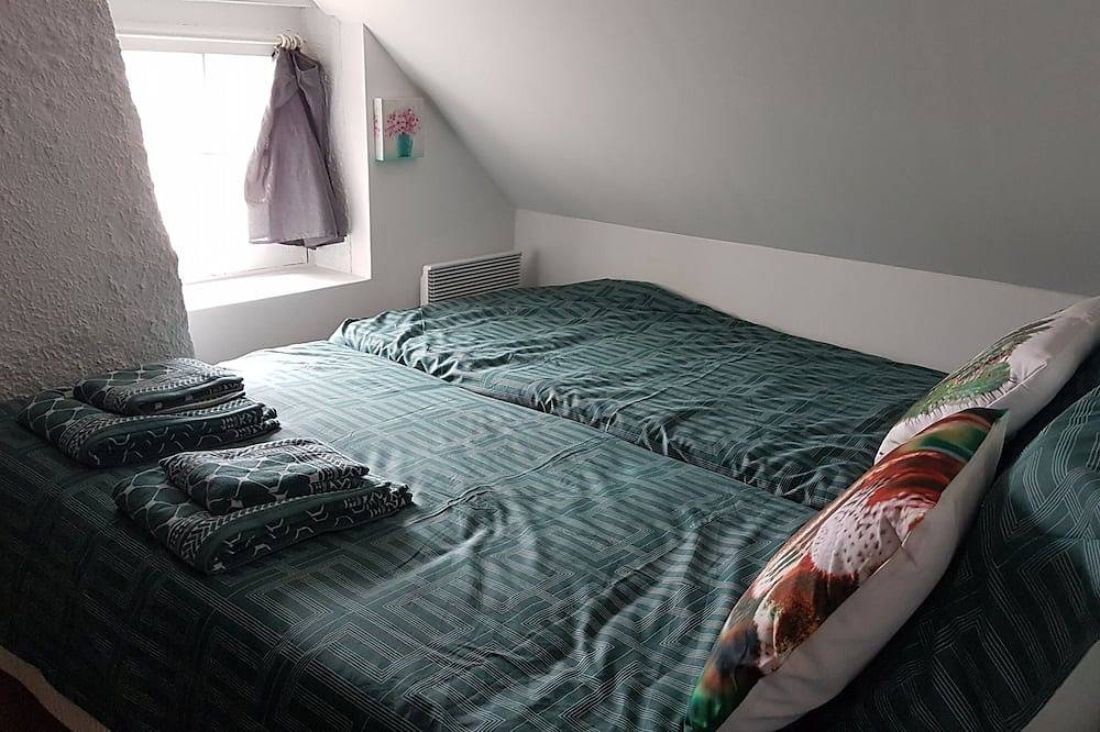 Entire apartment, 💕 Baie de Somme Ault, comfy flat for 2 to 4, near the sea, Wifi in Ault, Abbeville region