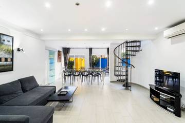 Villa voor 8 Personen in Castelló d'Empúries, Costa Brava, Afbeelding 3