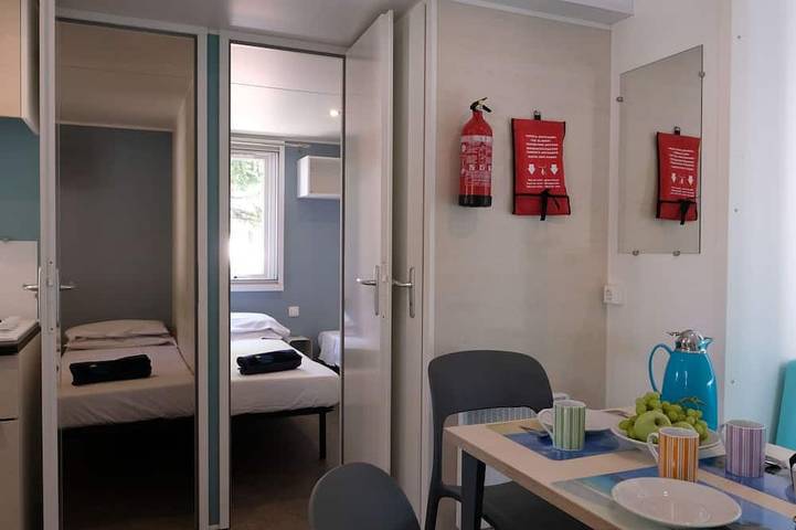 Magnifica villa indipendente per 6 persone con WIFI, A/C e terrazza in Lido delle Rose, Lotzorai