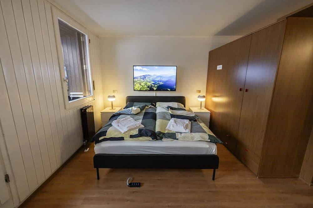 Appartamento intero, Cervinia - Ski in Ski out apartment, mountain views, Smart tv & Wifi, Erza Uno\n\n in Cervinia Cielo Alto, Valtournenche