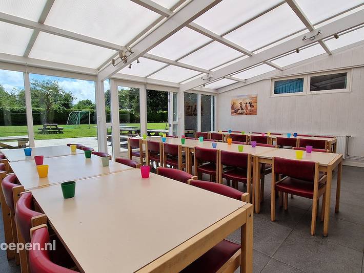 Ferienhaus für 34 Personen, mit Balkon/Terrasse und Terrasse sowie Sauna in Schouwen-Duiveland - 4