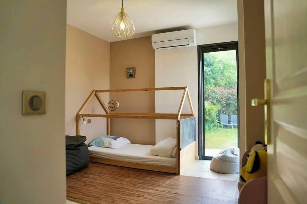 Hübsche moderne Villa in Saint-Paul-de-Vence, Mittelmeerküste (Frankreich)