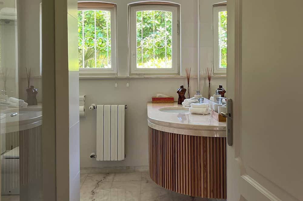 Family-Friendly Villa in Sintra Surrounded by Nature in Sintra, Costa de Lisboa