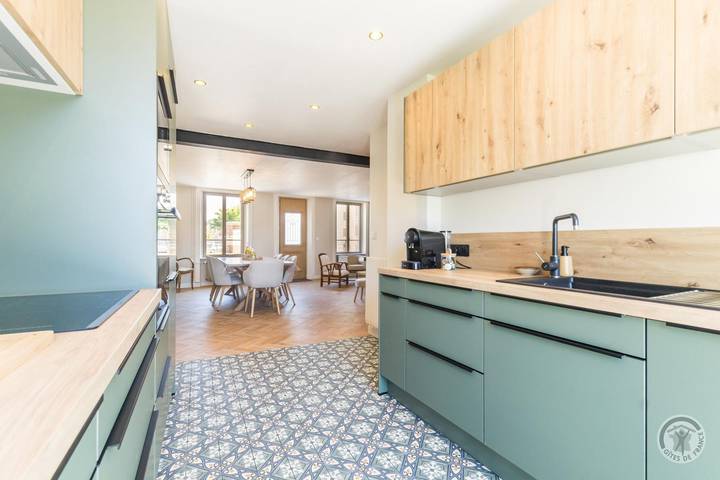 Gîte pour 8 personnes, avec jardin à Barfleur - 3