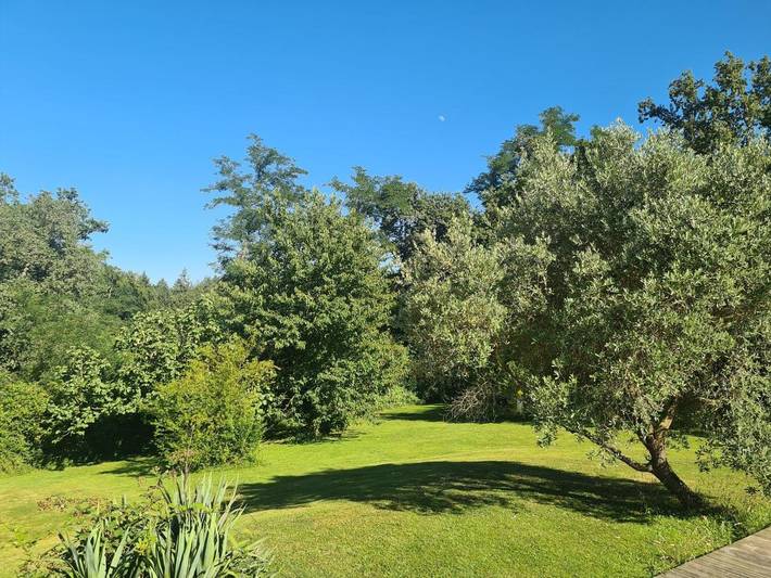 Gîte pour 2 personnes, avec terrasse ainsi que vue et jardin à Boulin (Hautes-Pyrénées)