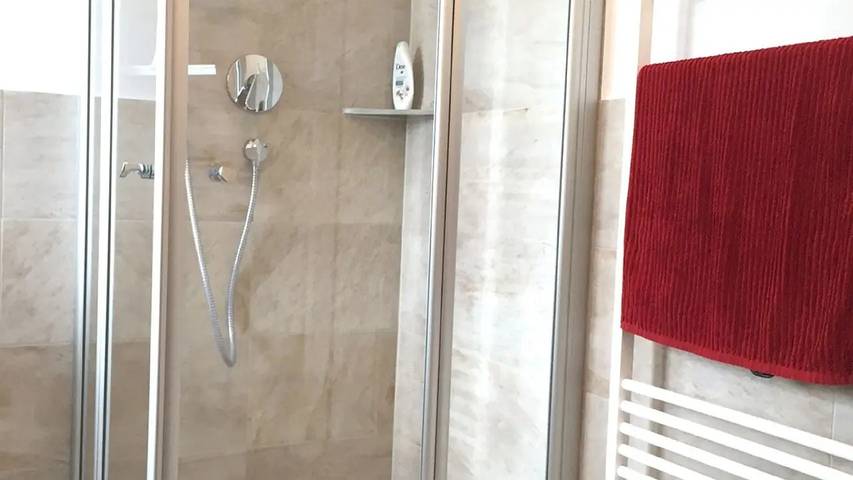 Ferienhaus für 6 Personen, mit Garten und Sauna in Wustrow - 4