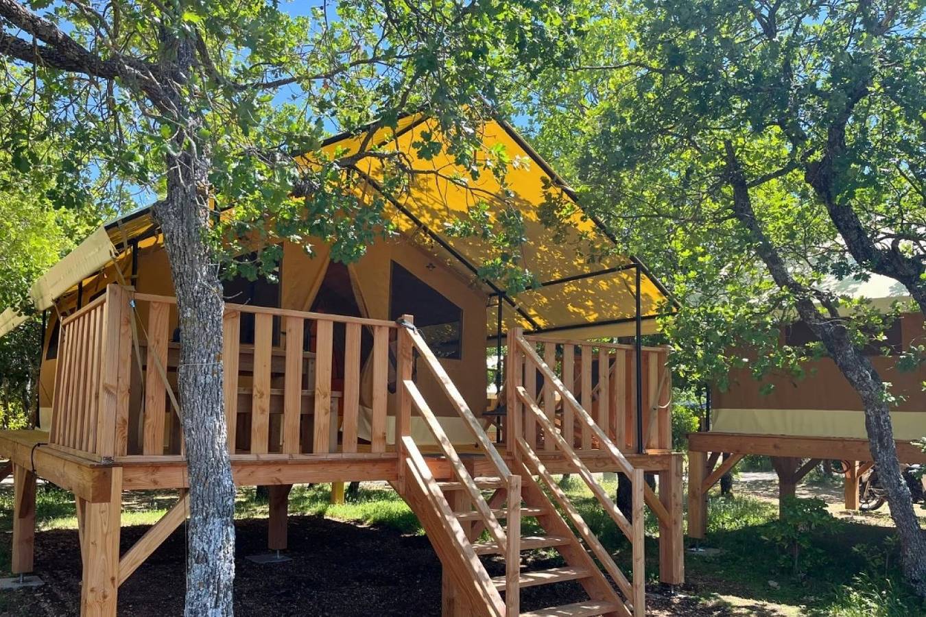 Camping 3 étoiles - Piscine  - eebbcb in Saint-Saturnin-lès-Apt, Parc naturel régional du Luberon