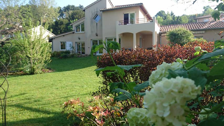 Gîte pour 4 personnes, avec Jardin à Replonges