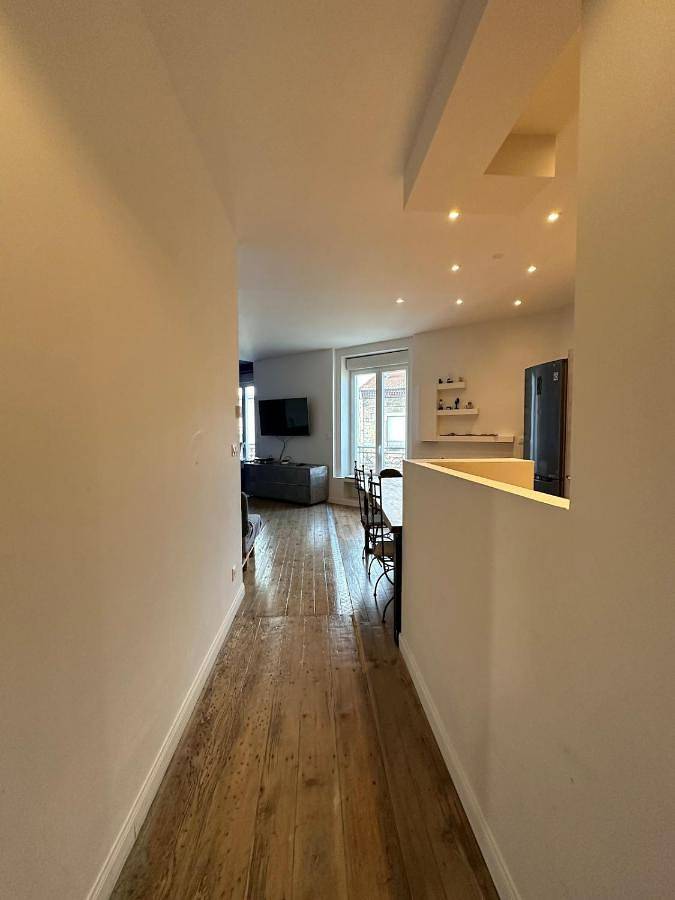 Appartement entier, One-Bedroom Apartment in Genilac, Loire