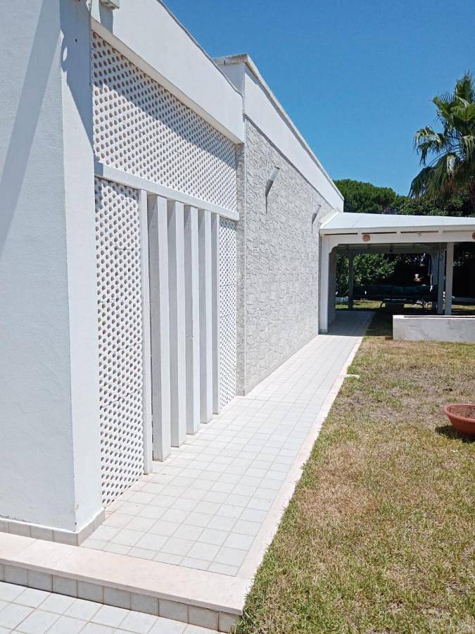 Two-Bedroom Villa in Torre dell'Orso, Melendugno