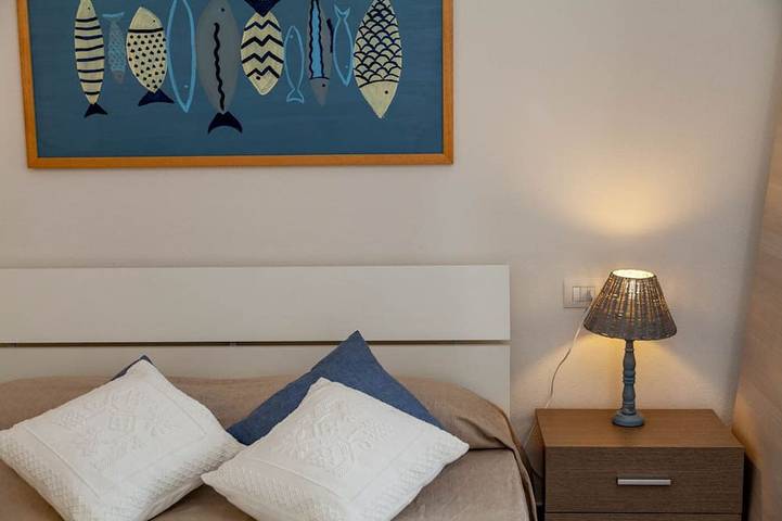 Gîte pour 8 personnes, avec jardin ainsi que piscine et balcon à Monte Petrosu - 4