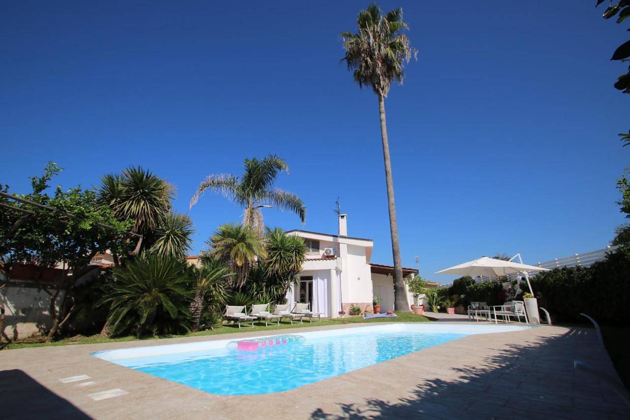Villa with Private Pool in Pontecagnano Faiano, Costa tirrenica Campania