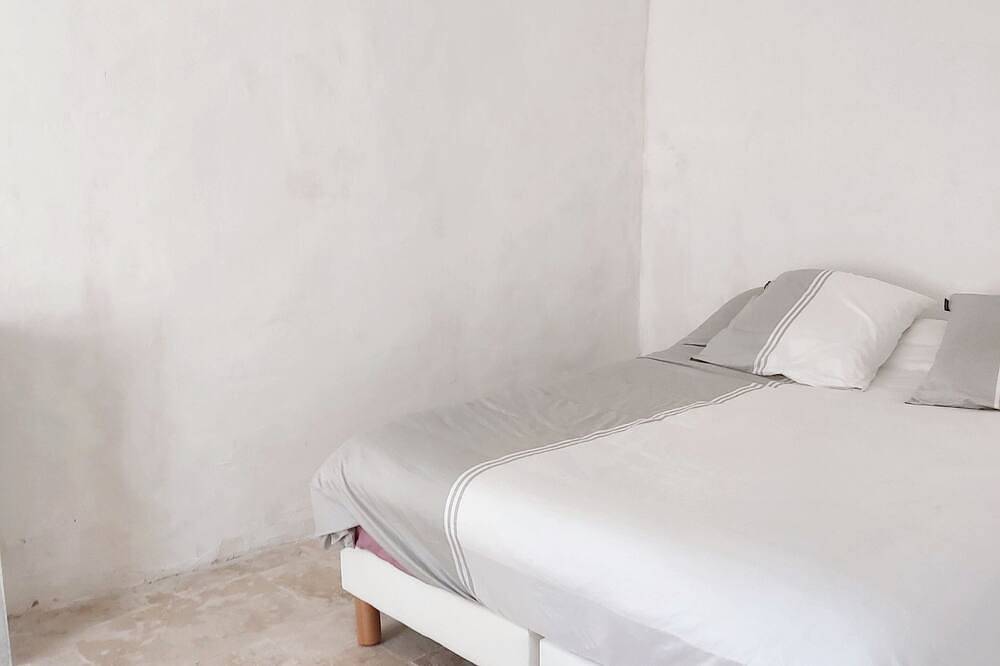 Ganze Wohnung, Homerez - Geräumige Wohnung in Algajola - 100 m² in Algajola, Calvi und Umgebung