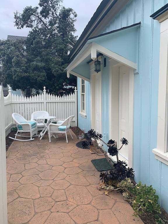 Oceanside Victorian Cottage am malerischen West Cliff Drive in Santa Cruz, Santa Cruz County