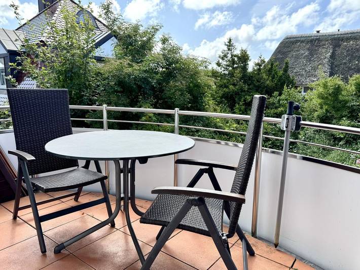 Ganze Wohnung, 3-Zimmer Obergeschoss Ferienwohnung mit Südbalkon für bis zu 4 Personen in Westerland, Sylt (Gemeinde)