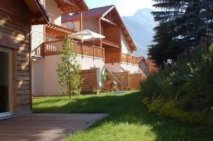 Chalet pour 6 personnes, avec Terrasse et Jardin