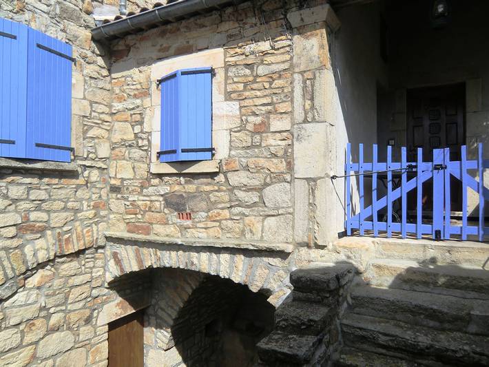 Gîte pour 7 personnes, avec terrasse, animaux acceptés à Les Assions - 2