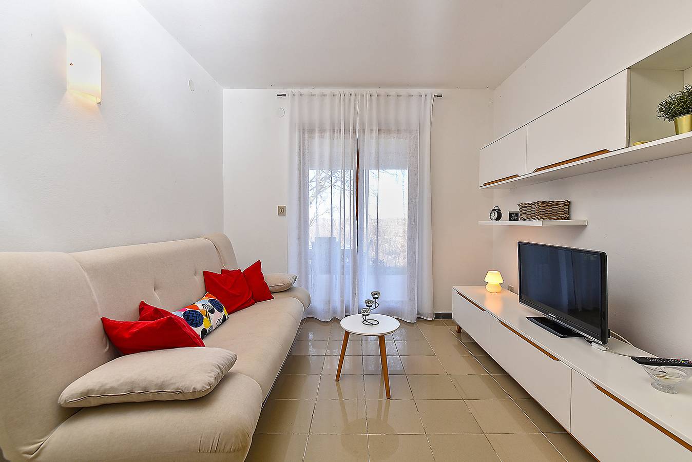 Appartement entier, Appartement de vacances pour 3 personnes avec terrasse in Presika, Côte Est de l'Istrie