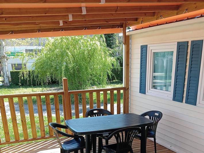 Camping pour 6 personnes, avec bassin pour enfant, animaux acceptés dans l' Ariège - 3