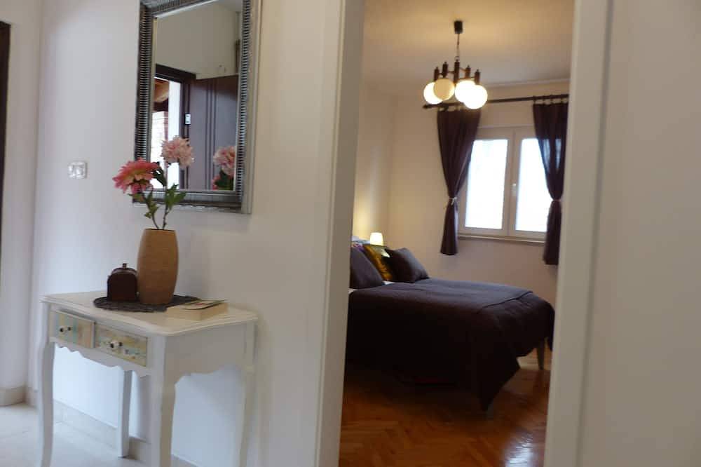 3 Bedroom Holliday house in Donji Dolac, Dalmatinisches Zagora