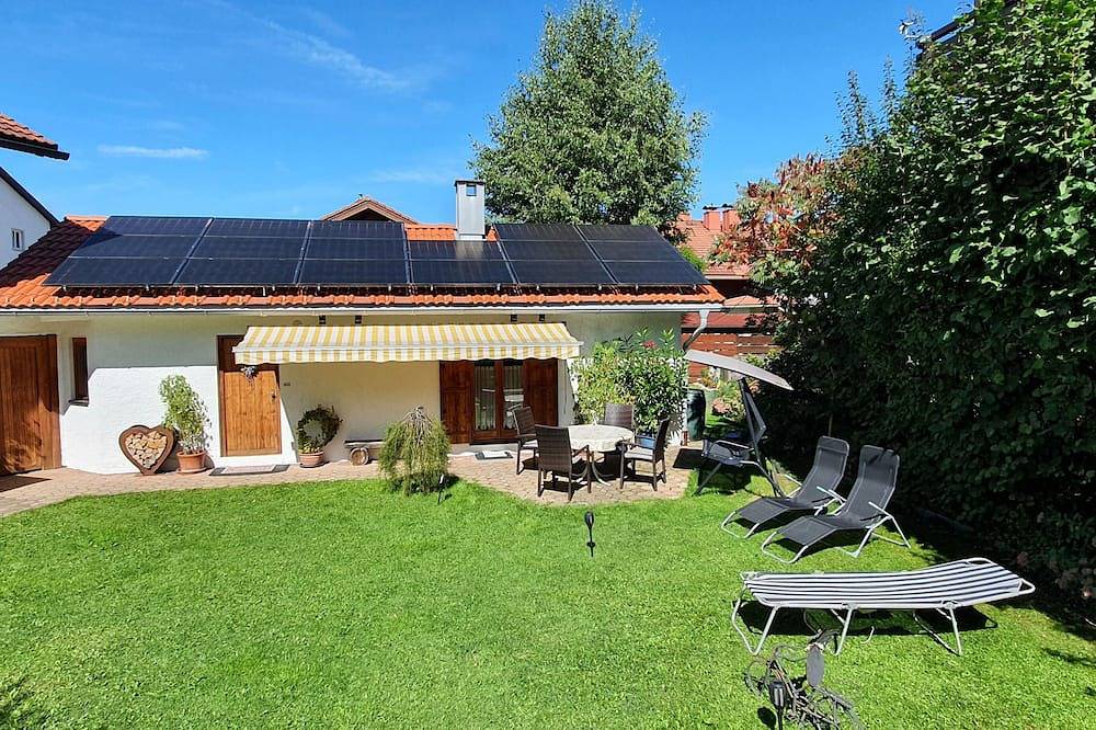 Ferienhaus mit Bergblick, Wander-, Radwege 100 m entfernt, Haustiere willkommen in Sonthofen, Bayerisch Schwaben