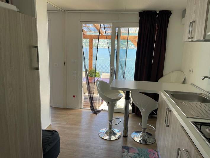 Camping pour 4 personnes, avec vue ainsi que terrasse et vue sur le lac dans Lac de Côme - 3