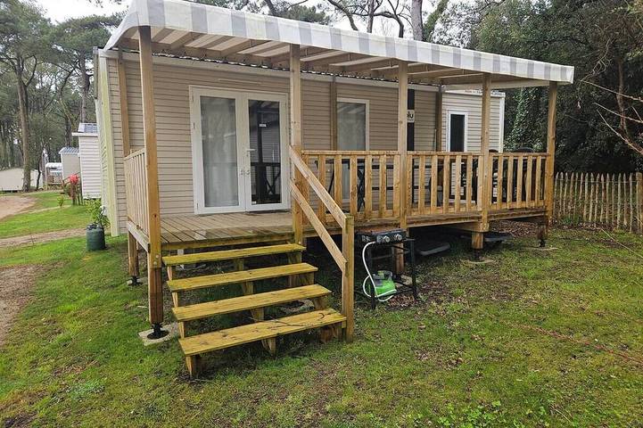 Camping pour 6 personnes, avec terrasse ainsi que jacuzzi et jardin à Piriac-sur-Mer