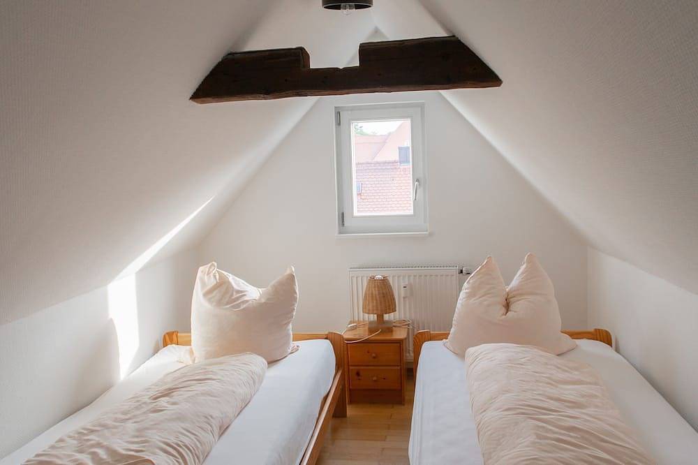 Appartement entier, Baroque gallery apartment Goliath -internal city location- in Regensburg, Bavière Orientale