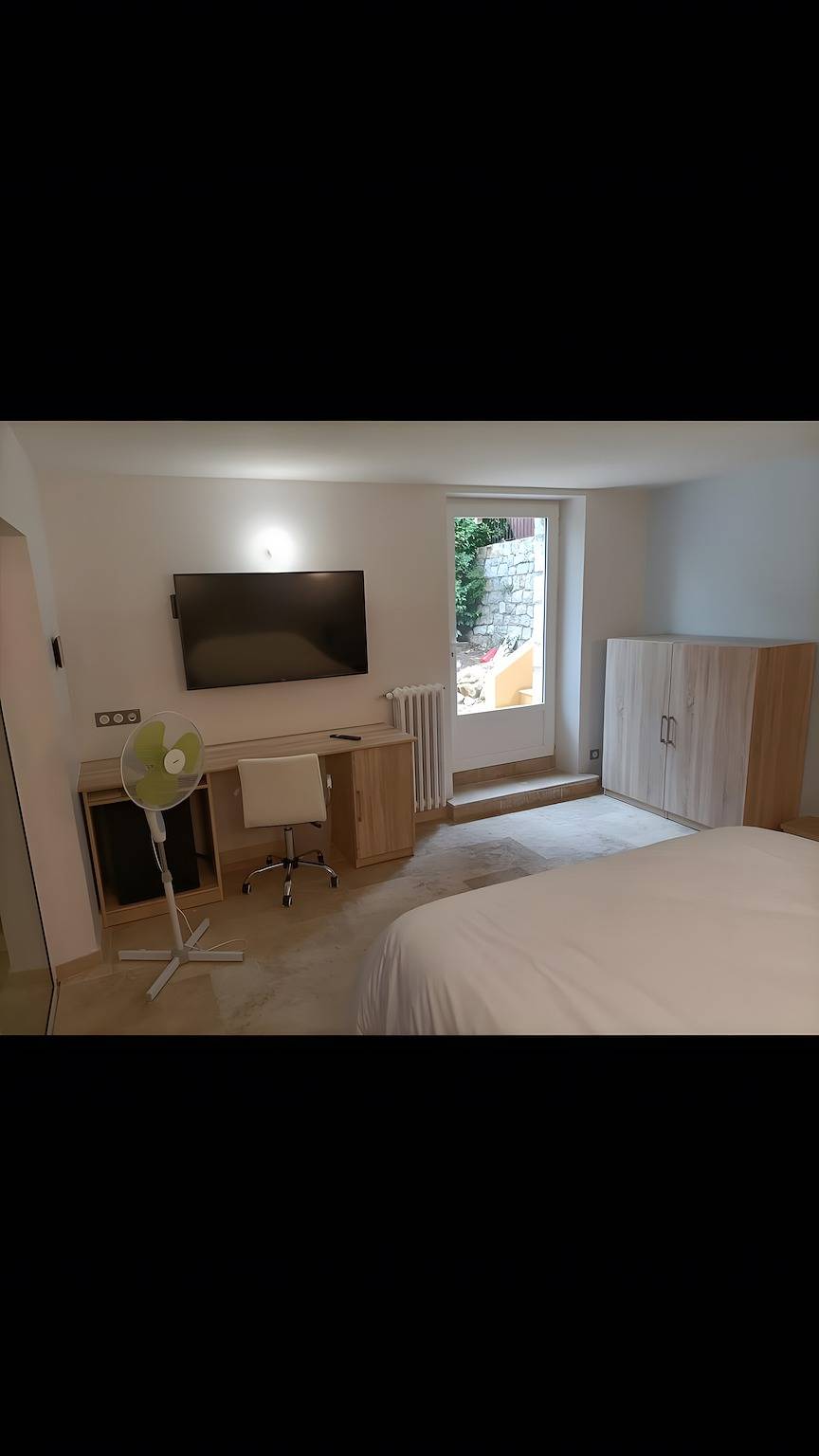 Bed & Breakfast 'Chambre Jasmin' mit Gemeinschaftsterrasse, Wlan und Klimaanlage in Grasse, Mittelmeerküste (Frankreich)