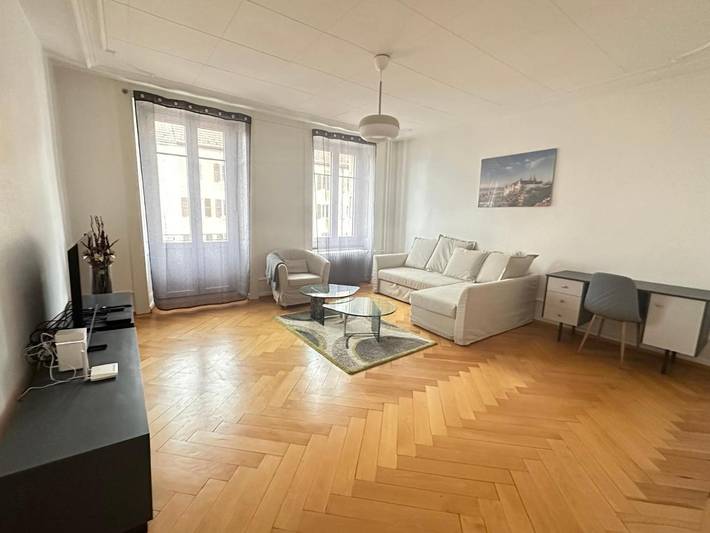 Gîte pour 4 personnes, avec Balcon et Vue à La Chaux-de-Fonds