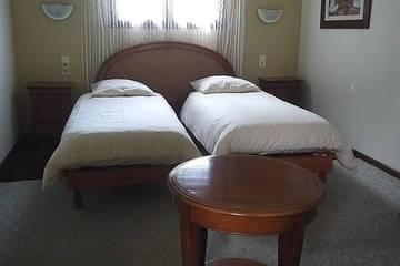 Gîte pour 4 personnes, avec terrasse et jardin à Parigné-l'Évêque