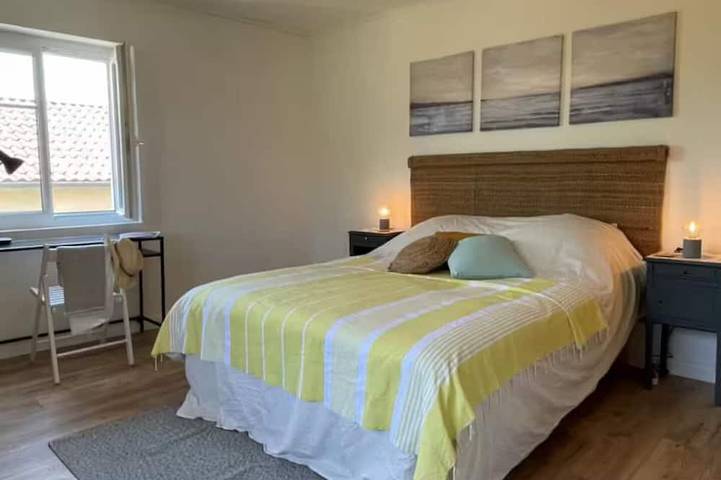 Modern, spacious Des Cîmes gîte in beautiful natural surroundings in Baigts-de-Béarn, Béarn