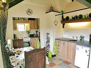 Log Cabin for 2 People in Malvern Wells, Worcestershire, Photo 1