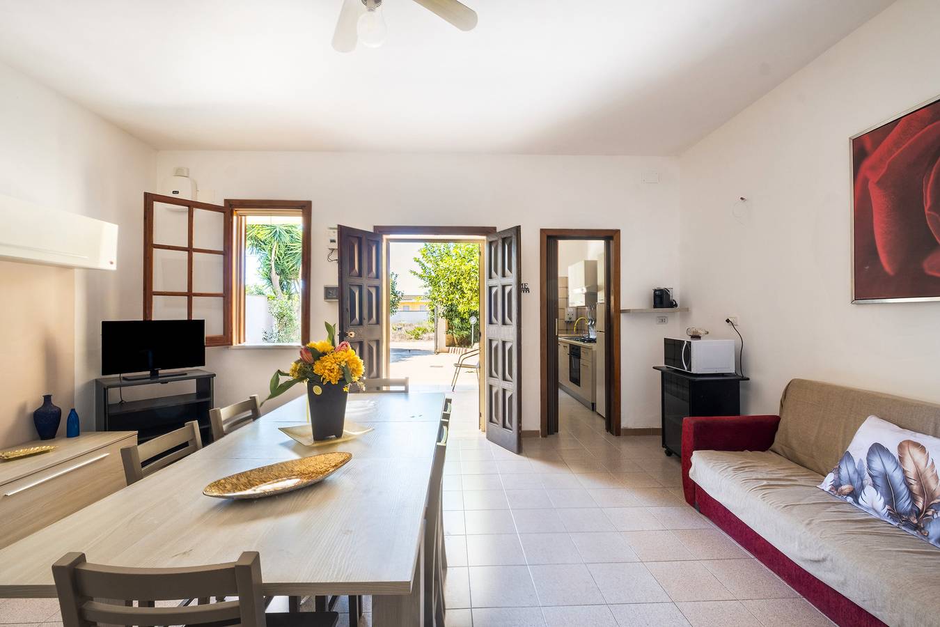 Casa Vacanze 'Blue Infinity' con Vista Mare, Terrazza in Comune e Aria Condizionata in Sant'Isidoro, Golfo di Taranto