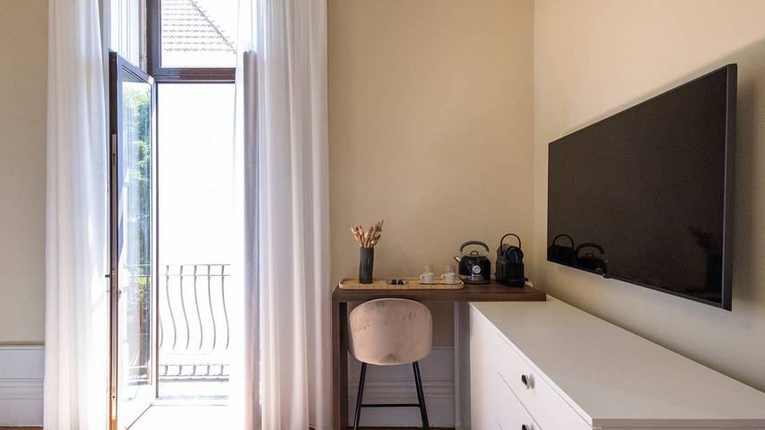 Ganze Wohnung, Ferienwohnung für 2 Personen mit Garten in Santo Ildefonso, Porto Distrikt