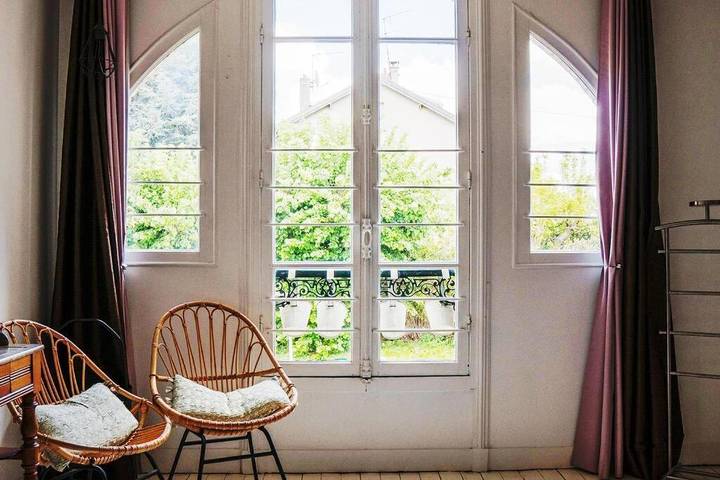 Location de vacances pour 4 personnes, avec jardin ainsi que vue et terrasse à Groslay - 4