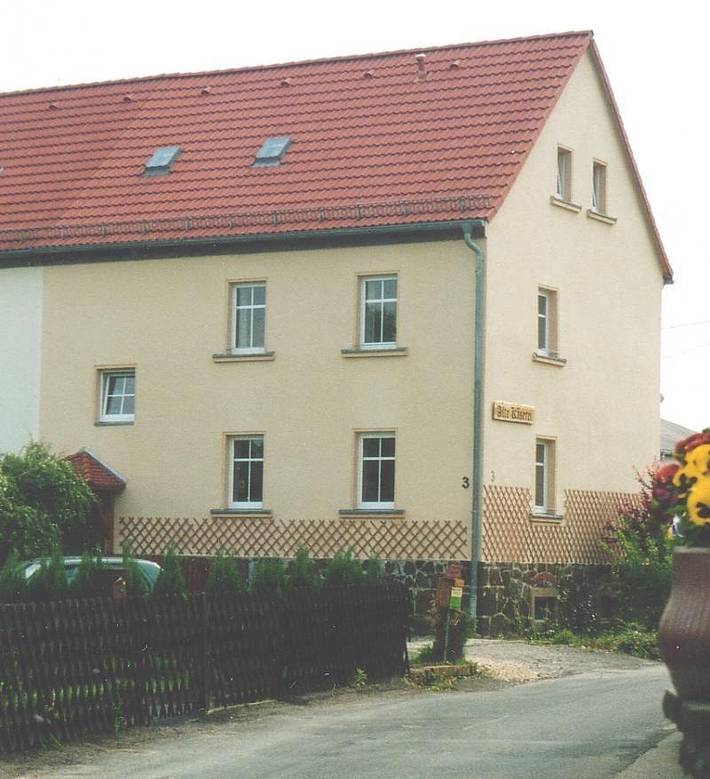 Ferienhaus für 4 Personen, mit Garten und Pool, mit Haustier in Grimma