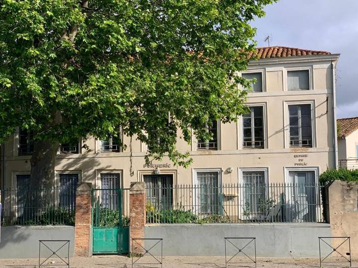 Location de vacances pour 2 personnes, avec vue ainsi que jardin et piscine à Puichéric - 2