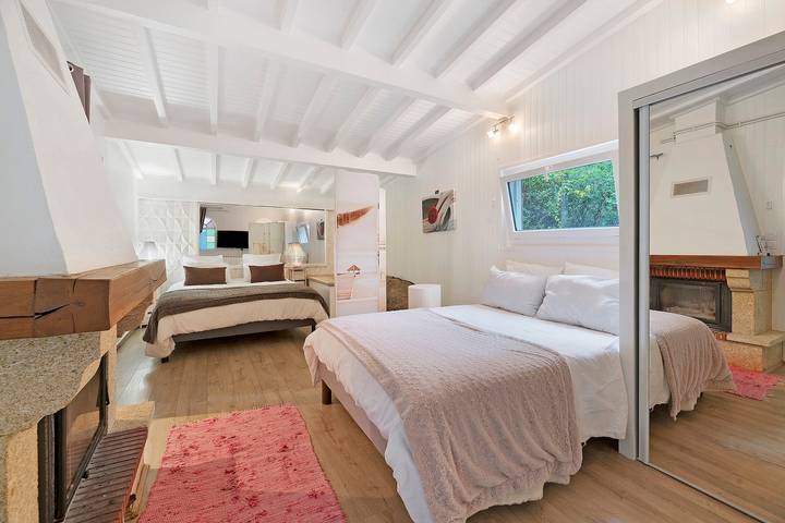 Chalet "Au Domaine De Cabu" with Mountain View, Shared Pool and Wi-Fi in Saint-Victor (Ardèche), Tournon-sur-Rhône Området